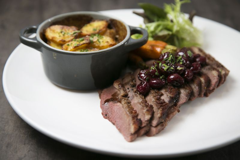 Vday Pan Seared Magret Duck Breast BQ4P3002