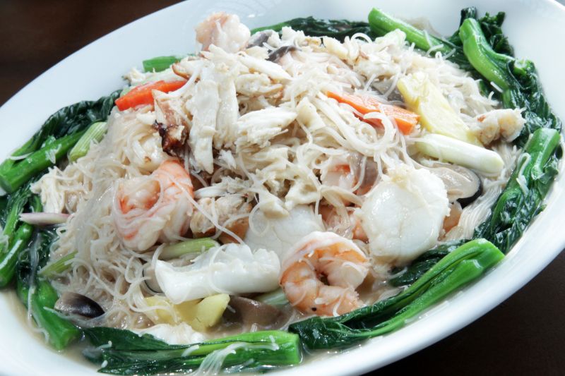 24895677.1 (24944793) - 06_05_2014 - Thai Village new menu @ Indoor Stadium