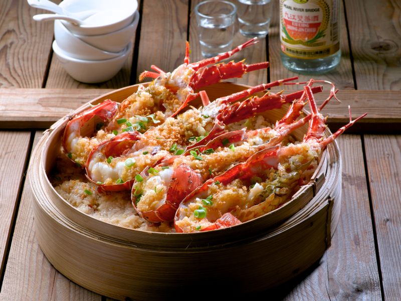 Joyden Seafood Restaurant - Steamed Lobster with Glutinous Treasure Rice