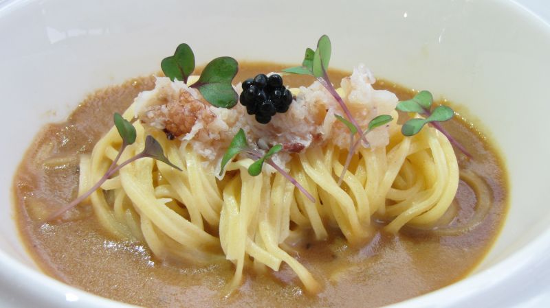 Nostalgia - lobster broth, purple crab, handmade noodles, black roe (hi-res)