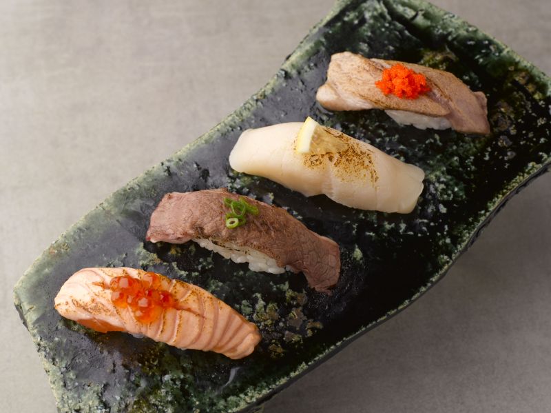 Senmi Sushi - Nigiri Sushi Group Shot