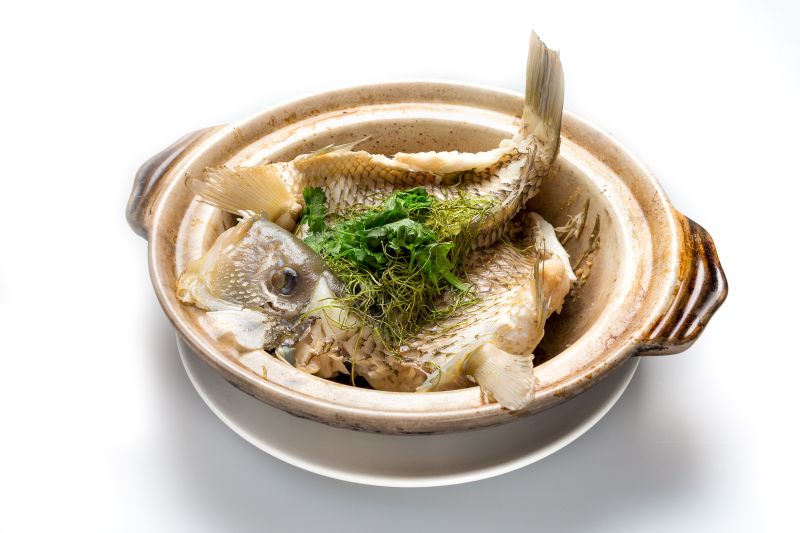 %e9%9d%92%e8%a1%a3%e7%82%ad%e7%83%a7%e7%84%97-%e9%bc%8e%e9%94%85green-wrasse-bake-in-claypot
