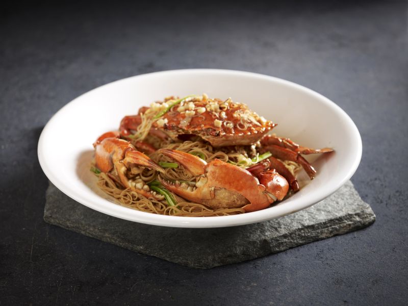 wok-fried-bee-hoon-with-sri-lankan-crab