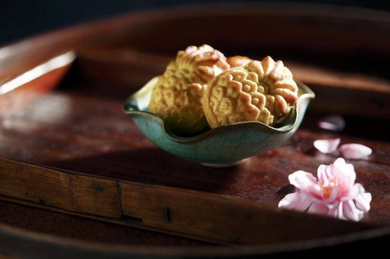 design-for-yuzu-and-rose-pineapple-tarts