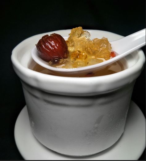 红枣皇冰糖炖桃胶