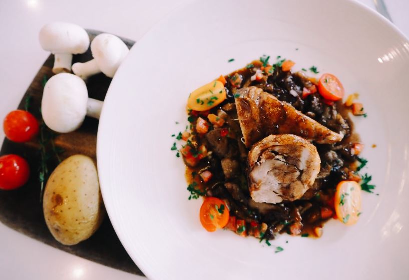 TRUFFLE ROASTED BONELESS CHICKEN