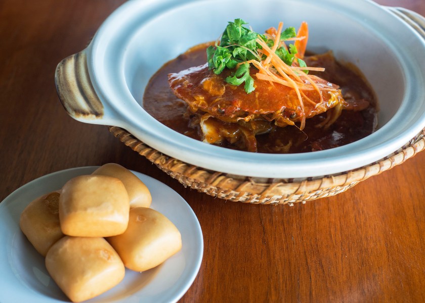 Pince &amp; Pints Whole Live Chilli Crab