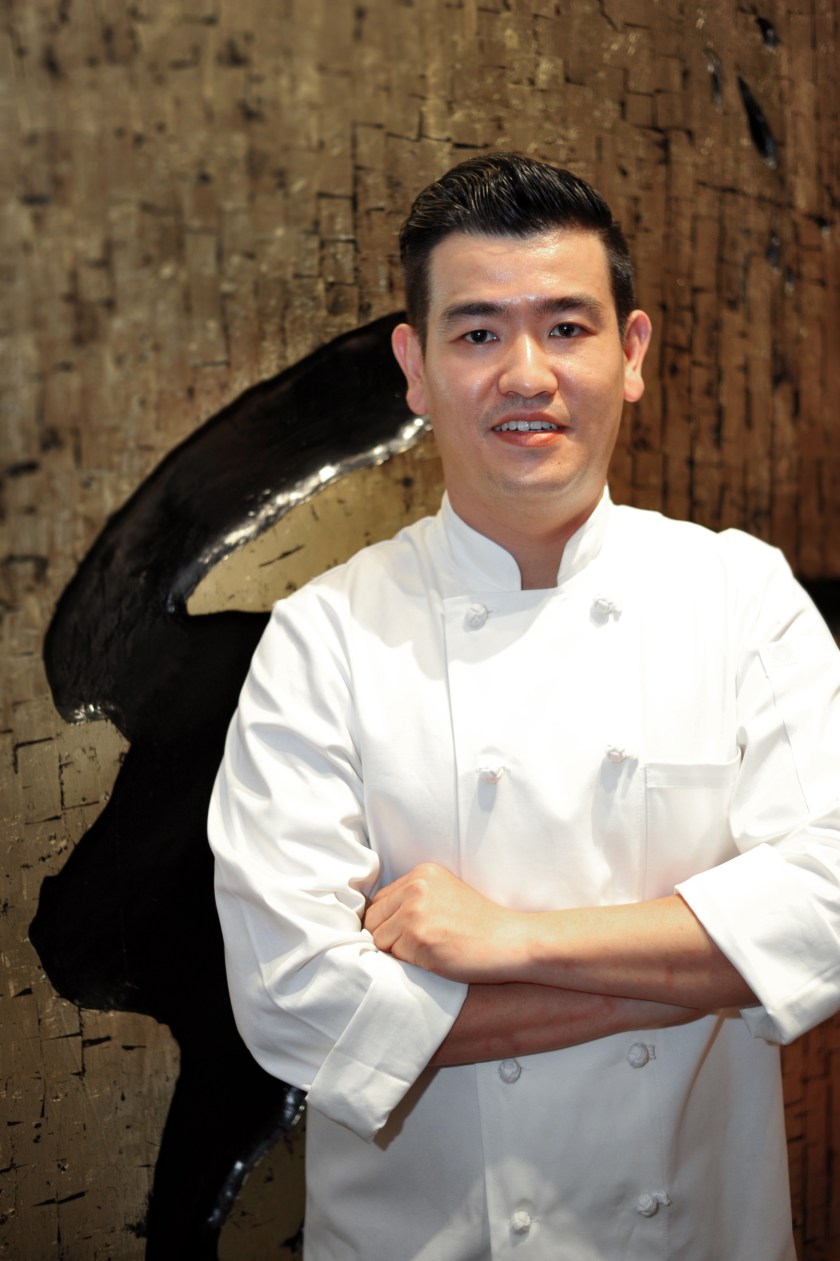  万豪董厦酒店 执行总厨黄旭严。