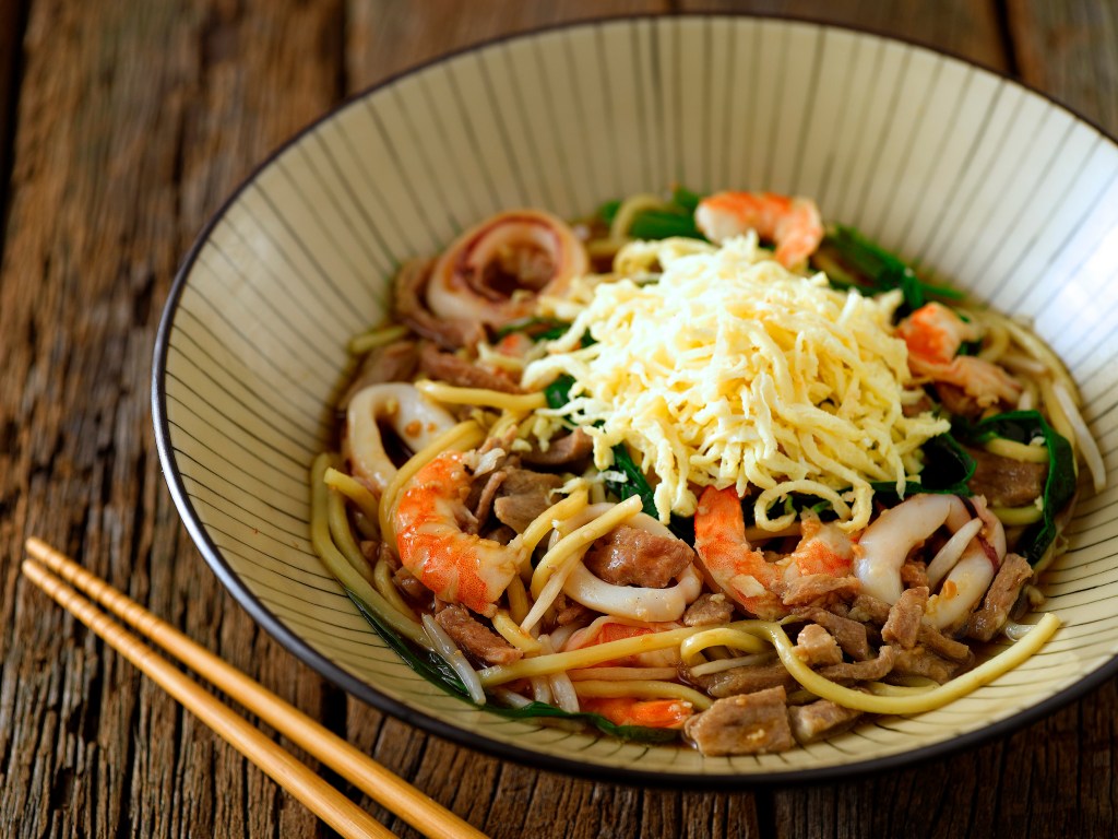 This image has an empty alt attribute; its file name is the-blue-ginger-nonya-noodles.jpg