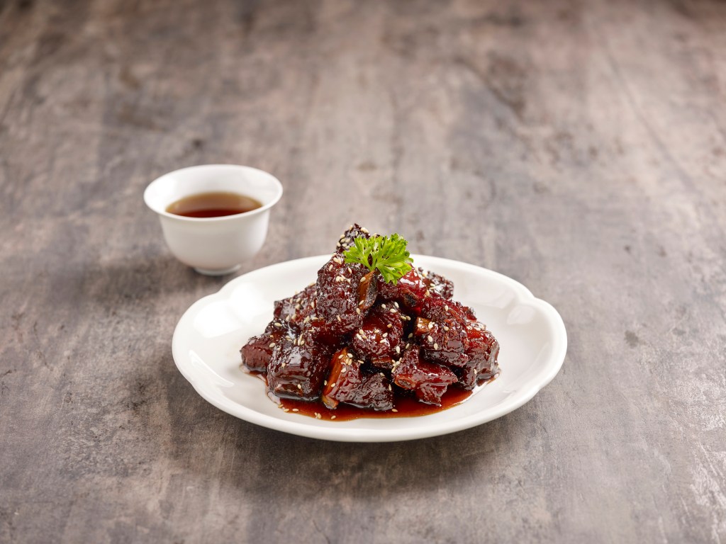 This image has an empty alt attribute; its file name is pork-ribs-in-sweet-plum-sauce-1.jpg