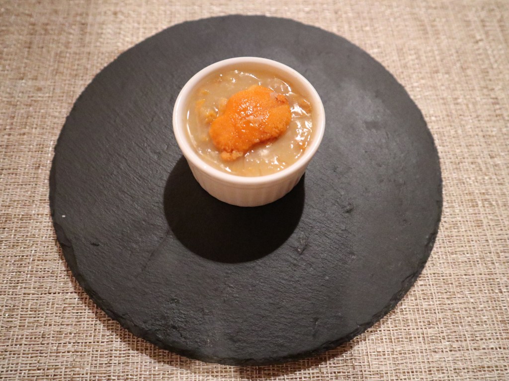 This image has an empty alt attribute; its file name is uni-chawanmushi-lr.jpg