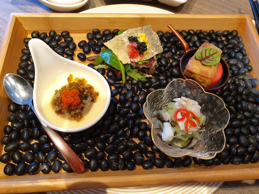 This image has an empty alt attribute; its file name is e8b186e88ab1e59b9be68bbc.jpg