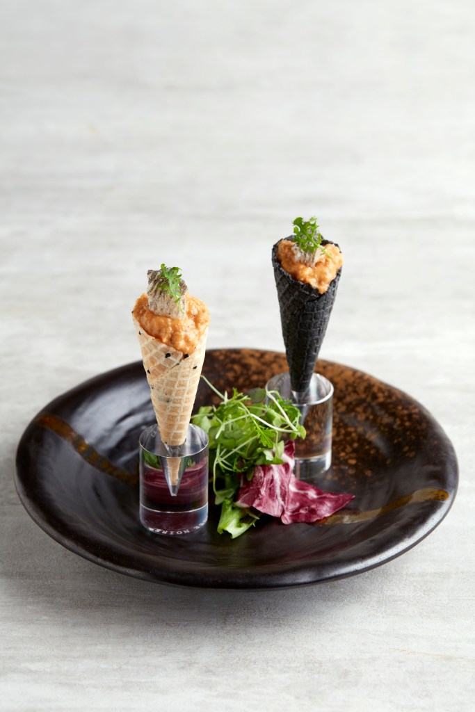 This image has an empty alt attribute; its file name is fish-otah-and-fish-skin-in-cone.jpg