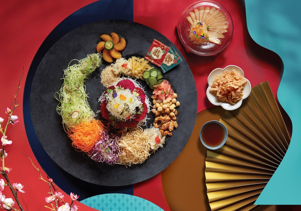 This image has an empty alt attribute; its file name is crystal-jade-cny-2022-opulence-3-head-abalone-yu-sheng.jpg