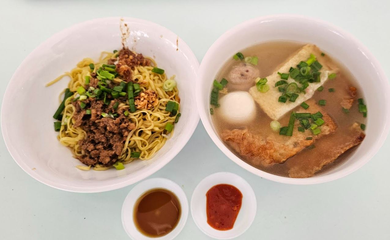 拌有咸香的客家面 – 茶水间
